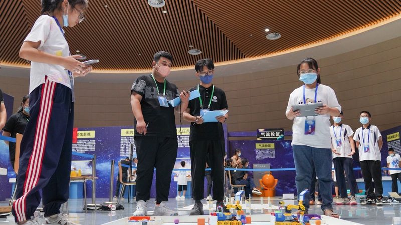 目前，制造业信息化解决方案主要分为以下几类：